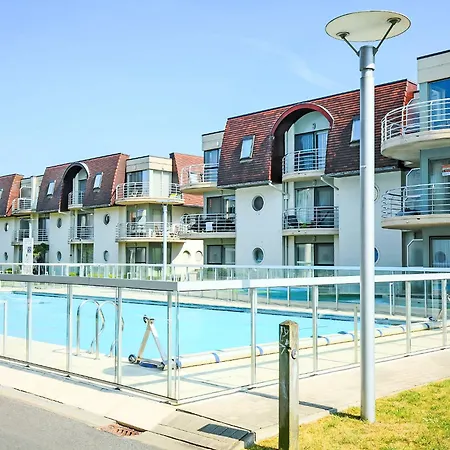 Biaritz With Pool & Parking By Interhome 아파트 브레데네