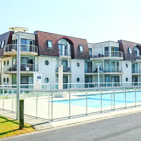 Apartamento Biaritz With Pool & Parking By Interhome *