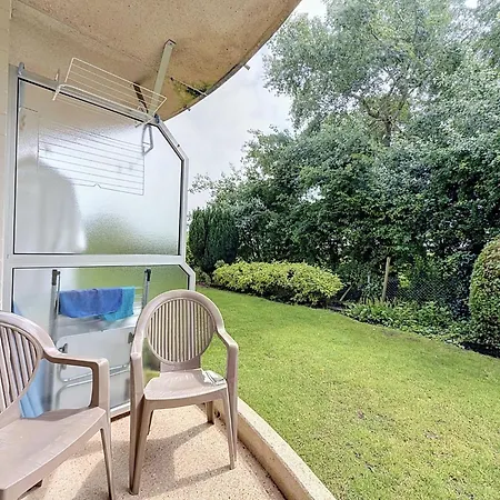 Biaritz With Pool & Parking By Interhome 브레데네